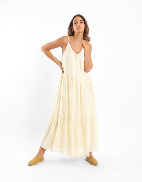 Sleeveless long tear dress